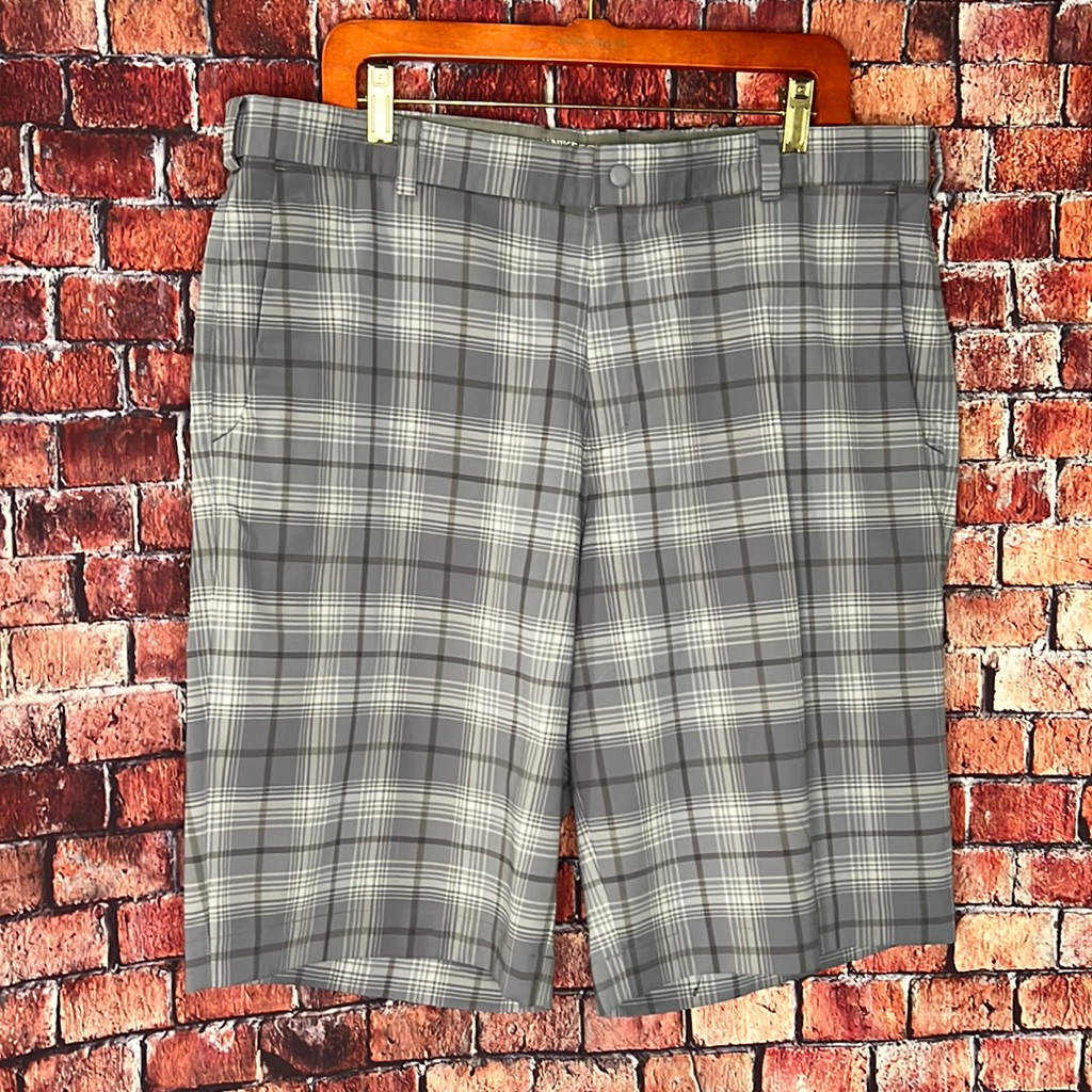 Nike Golf  Plaid Golf Shorts